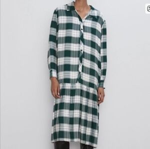 Zara Oversized Green And Cream Plaid Flannel Dress